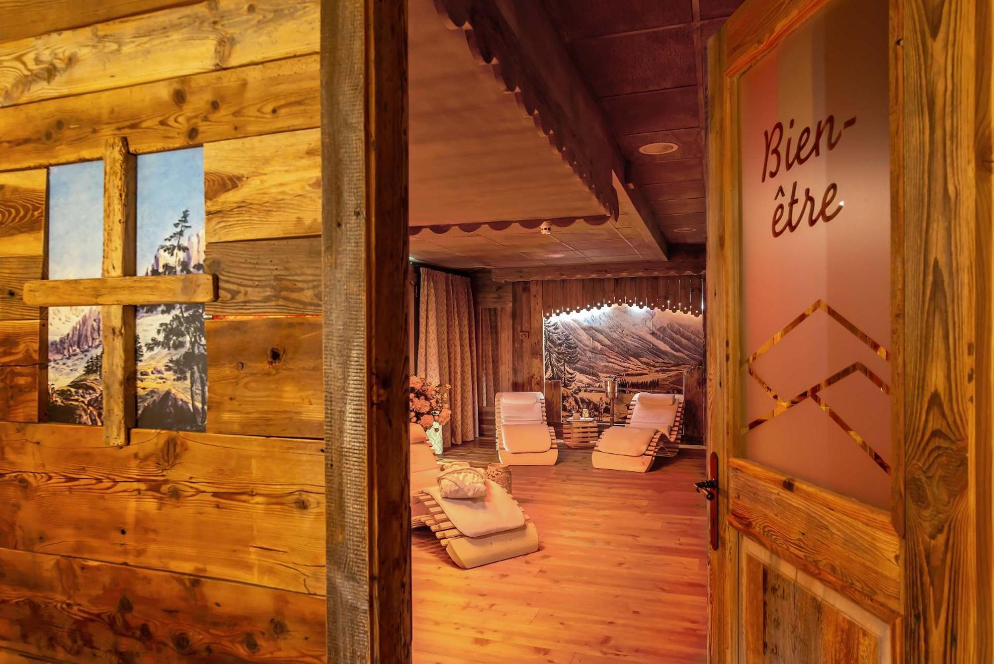 Relais Du Foyer Hotel Chatillon Exterior photo