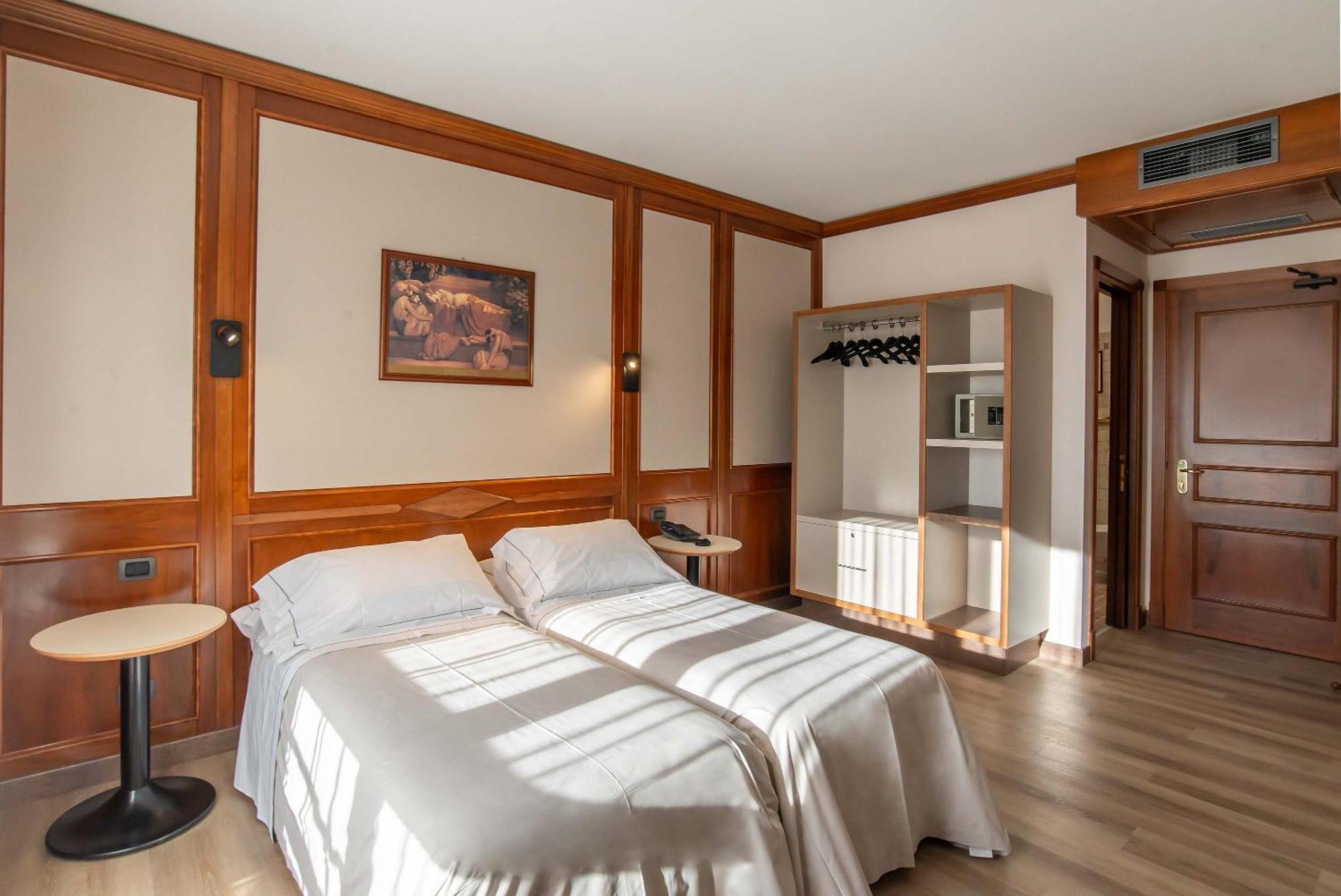 Relais Du Foyer Hotel Chatillon Exterior photo