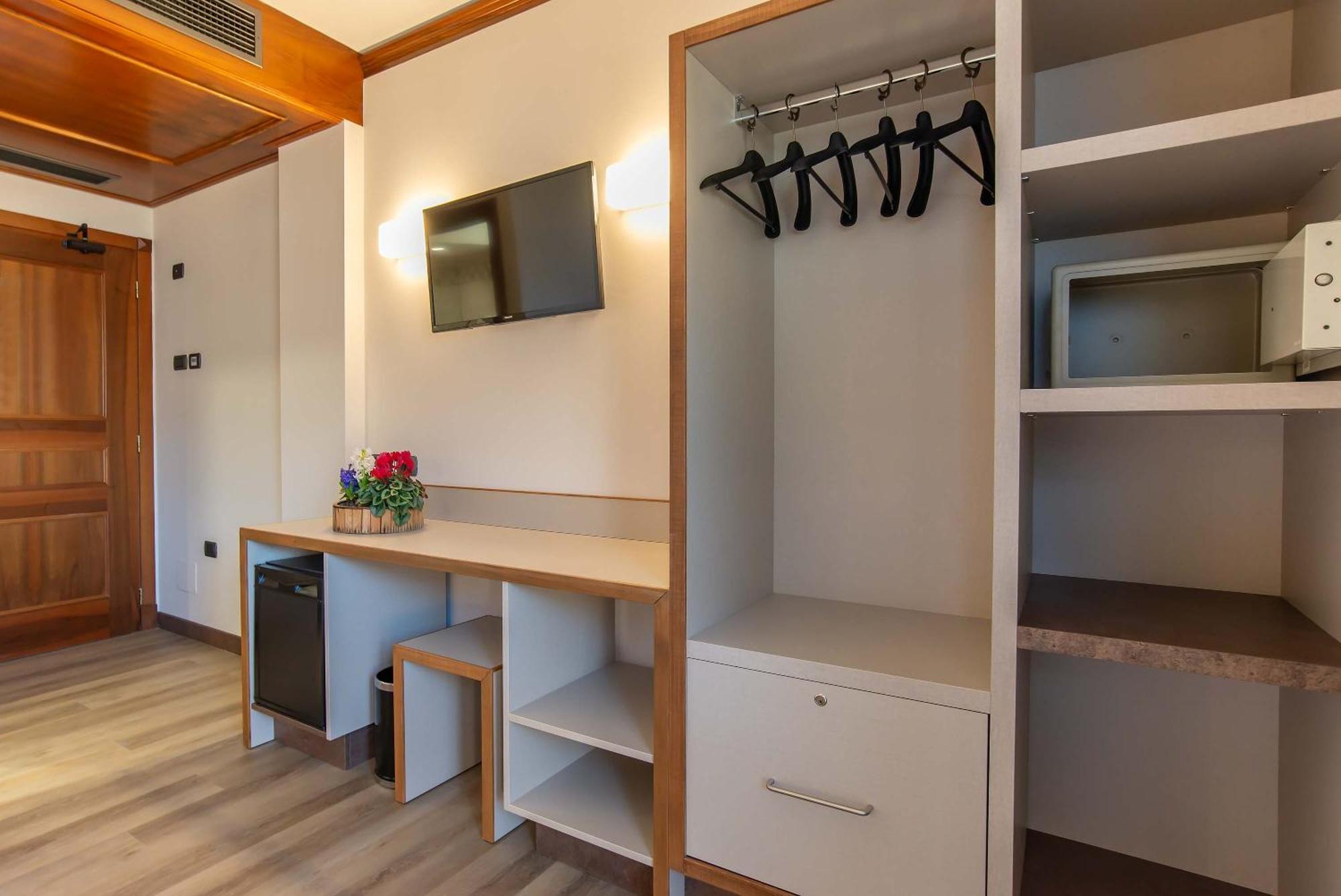 Relais Du Foyer Hotel Chatillon Room photo